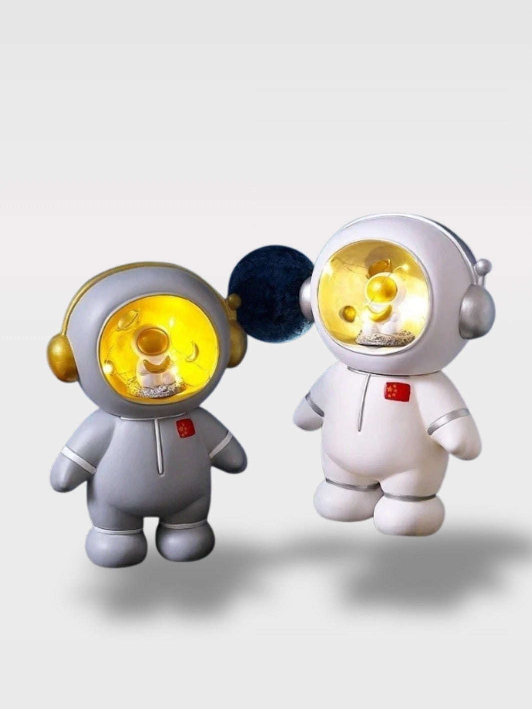 Tirelire astronaute veilleuse <br>Le Gardien des Étoiles