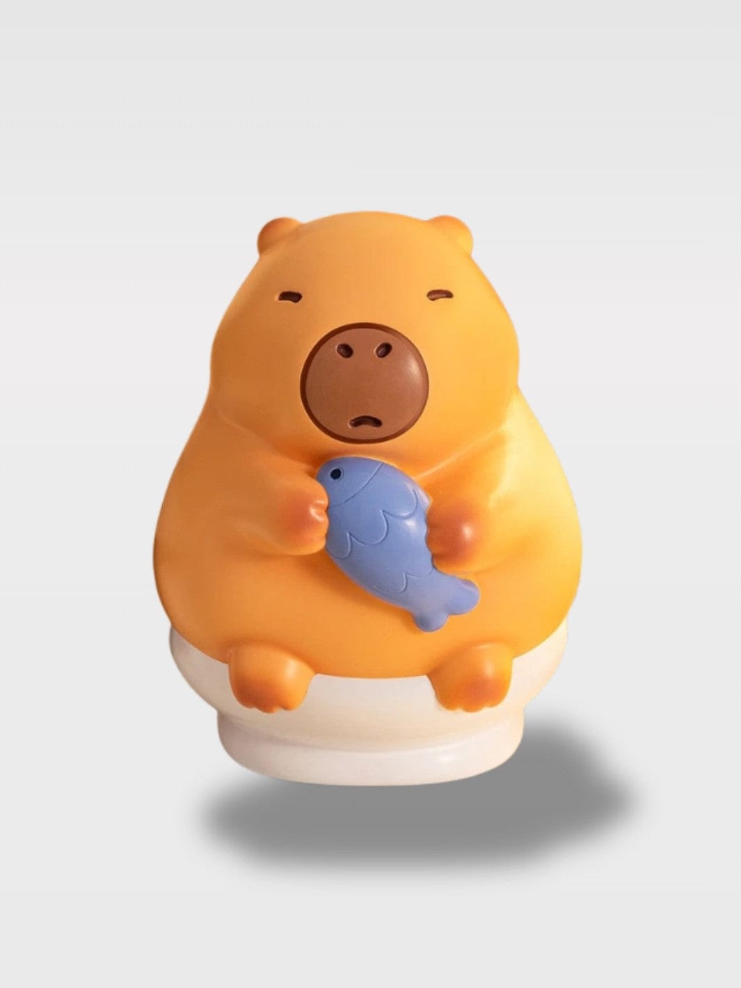 Tirelire Capybara | Complice Rigolo Moka Sénior – Capybara + Poisson 15x 19.5 x 20 cm