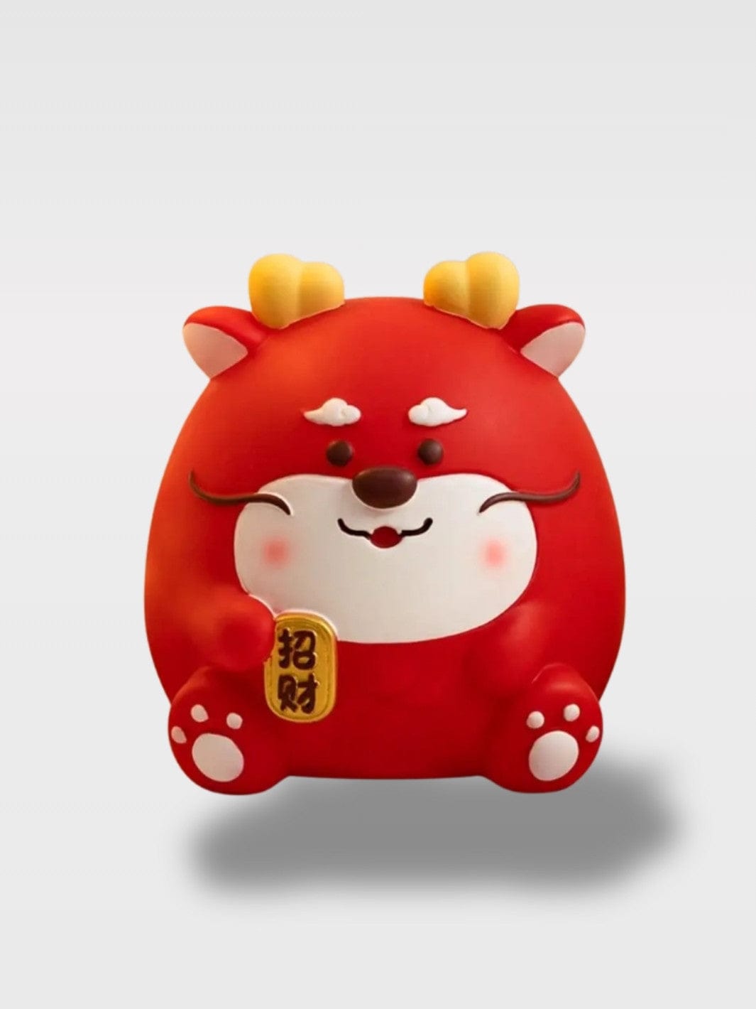Tirelire Ours Motif Dragon | L’Ours du Feu Sacré Dravyn – Rouge 15 x 15.5 x 16 cm